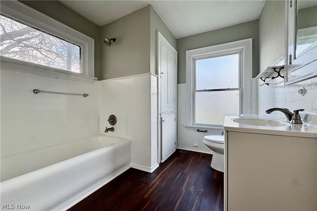1225 Woodland Avenue NW, Canton, OH 44703