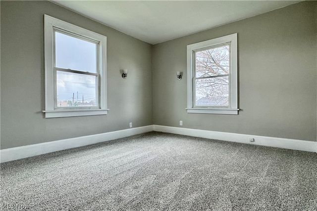 1225 Woodland Avenue NW, Canton, OH 44703
