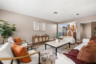 15944 Gledhill, North Hills, CA 91343