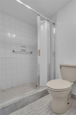 3551 Inverrary Drive 208, Lauderhill, FL 33319