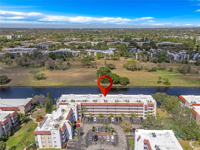 3551 Inverrary Drive 208, Lauderhill, FL 33319