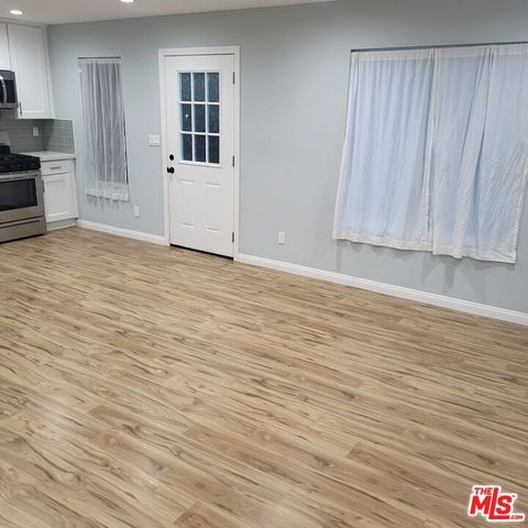 10829 W Woodbine Street, Los Angeles, CA 90034