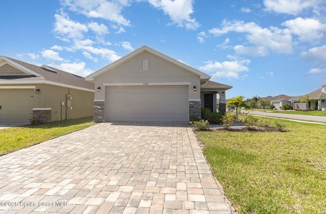 1029 Canfield Circle SE, Palm Bay, FL 32909