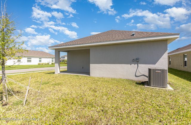 1029 Canfield Circle SE, Palm Bay, FL 32909