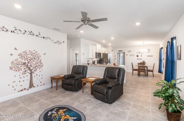 1029 Canfield Circle SE, Palm Bay, FL 32909