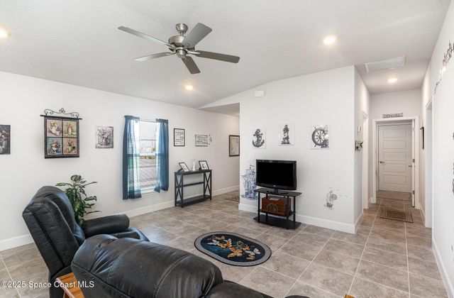 1029 Canfield Circle SE, Palm Bay, FL 32909