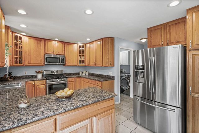 N1510 S Geneva AVENUE, Lake Geneva, WI 53147
