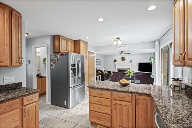 N1510 S Geneva AVENUE, Lake Geneva, WI 53147