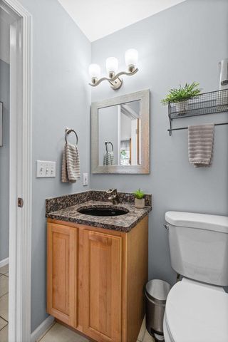 N1510 S Geneva AVENUE, Lake Geneva, WI 53147