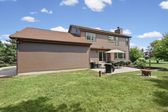 N1510 S Geneva AVENUE, Lake Geneva, WI 53147