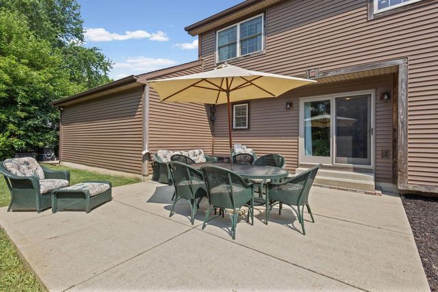 N1510 S Geneva AVENUE, Lake Geneva, WI 53147