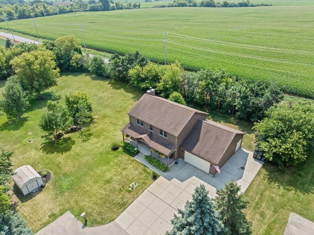 N1510 S Geneva AVENUE, Lake Geneva, WI 53147