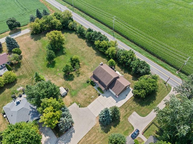 N1510 S Geneva AVENUE, Lake Geneva, WI 53147
