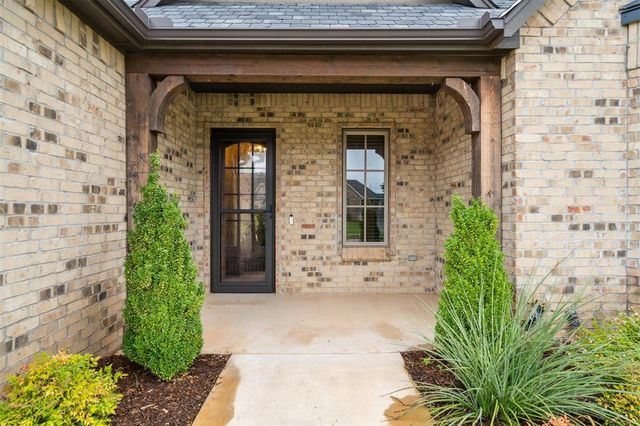 4900 Pont Neuf Road, Edmond, OK 73034
