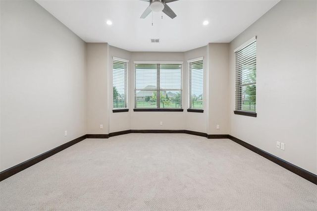 4900 Pont Neuf Road, Edmond, OK 73034