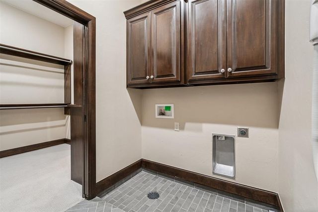 4900 Pont Neuf Road, Edmond, OK 73034