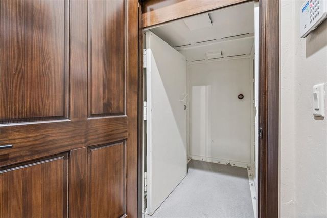 4900 Pont Neuf Road, Edmond, OK 73034