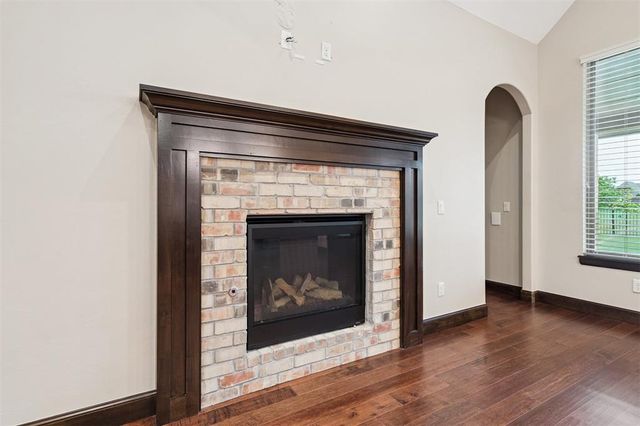 4900 Pont Neuf Road, Edmond, OK 73034