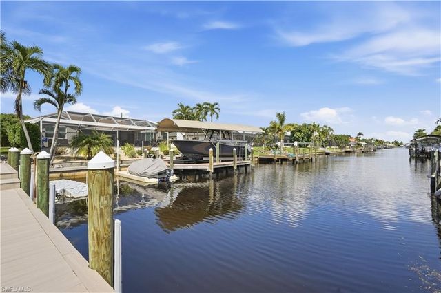 1933 Cornwallis PKWY, Cape Coral, FL 33904
