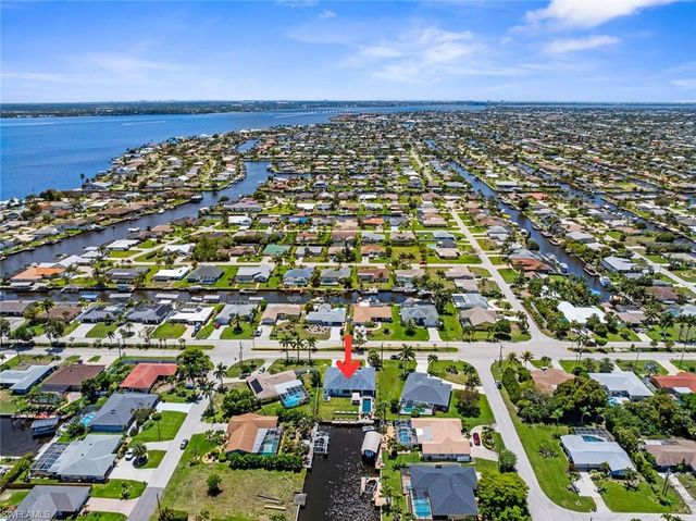 1933 Cornwallis PKWY, Cape Coral, FL 33904
