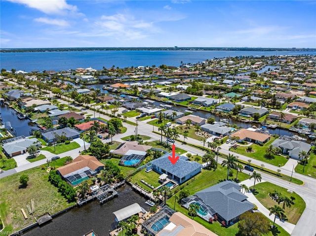 1933 Cornwallis PKWY, Cape Coral, FL 33904