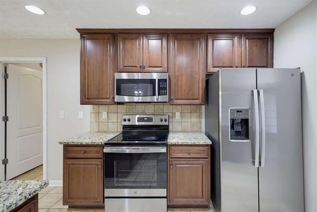 25 Richmond Trail, Oxford, GA 30054