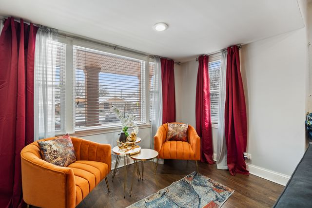 608 Morris Avenue, Bellwood, IL 60104