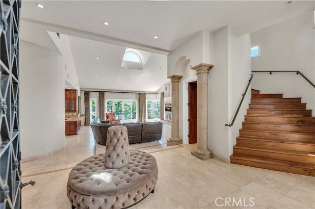 22166 W San Joaquin Drive, Canyon Lake, CA 92587