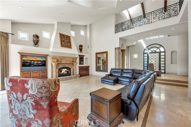 22166 W San Joaquin Drive, Canyon Lake, CA 92587