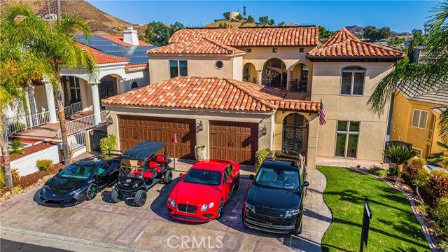 22166 W San Joaquin Drive, Canyon Lake, CA 92587