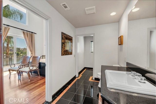 22166 W San Joaquin Drive, Canyon Lake, CA 92587