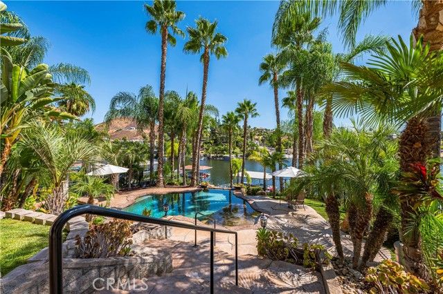 22166 W San Joaquin Drive, Canyon Lake, CA 92587