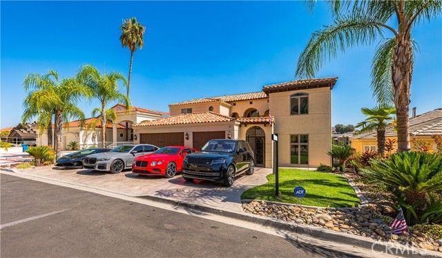 22166 W San Joaquin Drive, Canyon Lake, CA 92587