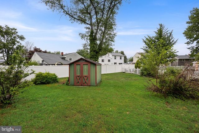 136 RIDGE CIR, Cherry Hill, NJ 08002