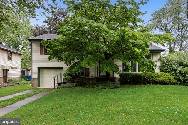 136 RIDGE CIR, Cherry Hill, NJ 08002