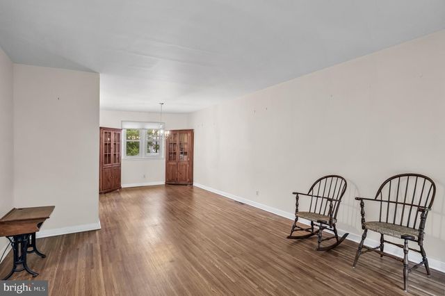 136 RIDGE CIR, Cherry Hill, NJ 08002