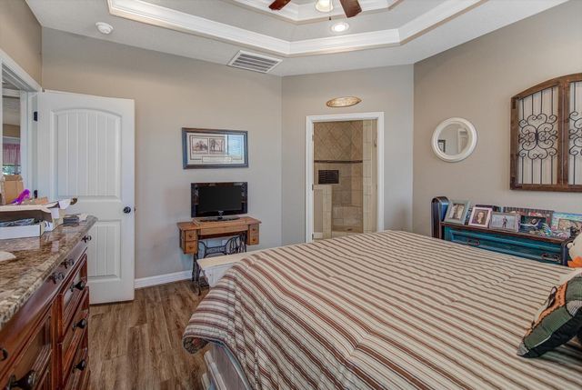 11918 Mulberry Drive, Mont Belvieu, TX 77535