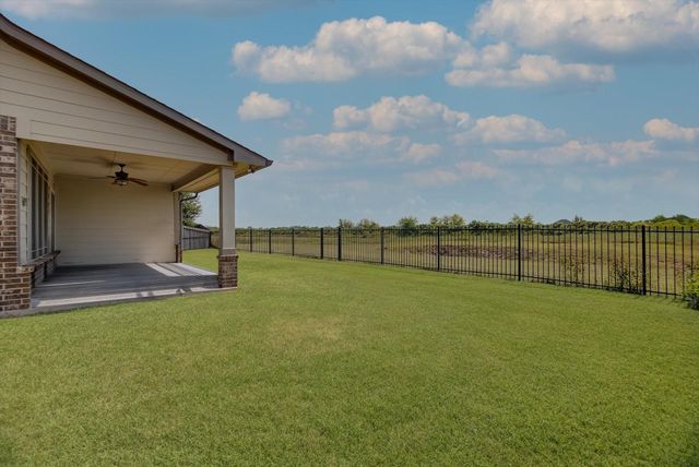 11918 Mulberry Drive, Mont Belvieu, TX 77535