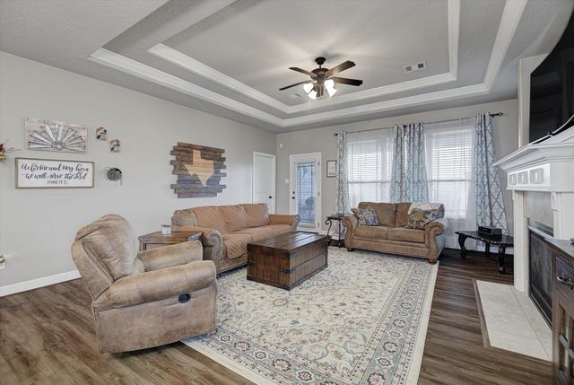 11918 Mulberry Drive, Mont Belvieu, TX 77535