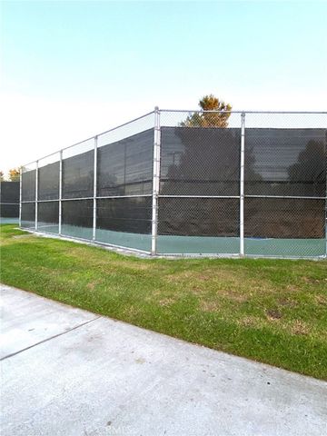 14 Rainbow Lk 3, Irvine, CA 92614