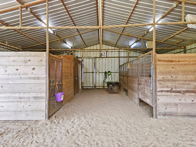 2045 County Road 113, Whitesboro, TX 76273