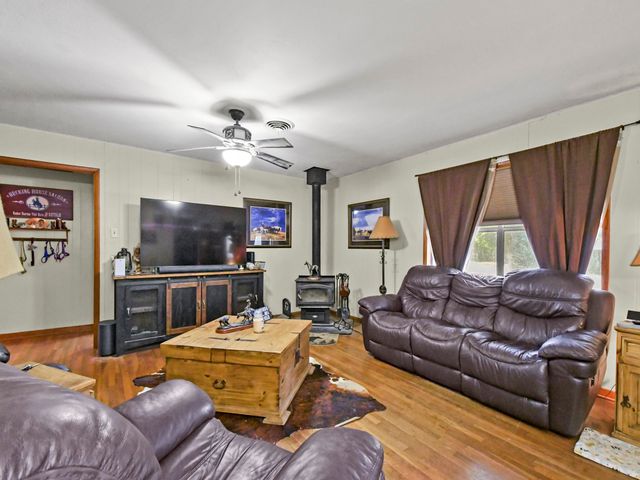 2045 County Road 113, Whitesboro, TX 76273
