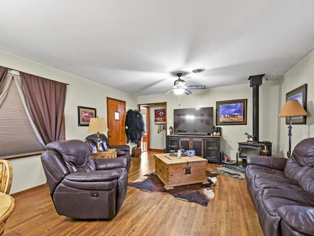 2045 County Road 113, Whitesboro, TX 76273