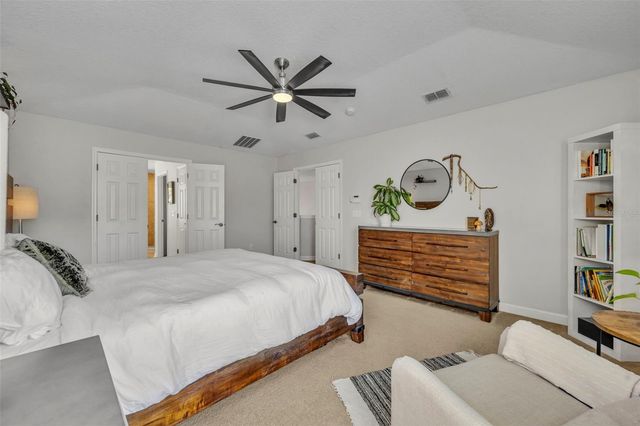 2329 NATOMA BLVD, Mount Dora, FL 32757