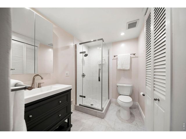 4949 E 6th Ave Pkwy, Denver, CO 80220