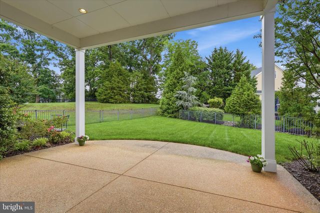8277 ROXBOROUGH LOOP, Gainesville, VA 20155