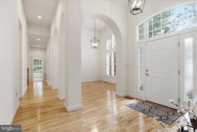 8277 ROXBOROUGH LOOP, Gainesville, VA 20155