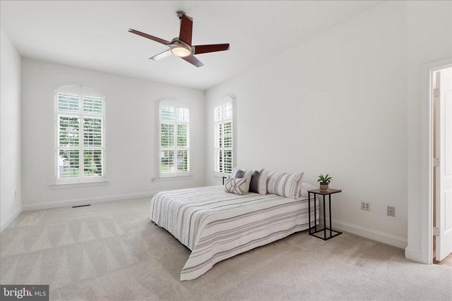 8277 ROXBOROUGH LOOP, Gainesville, VA 20155