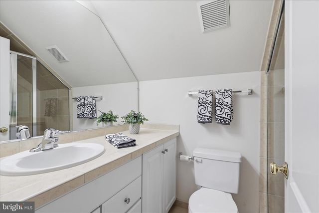 8277 ROXBOROUGH LOOP, Gainesville, VA 20155