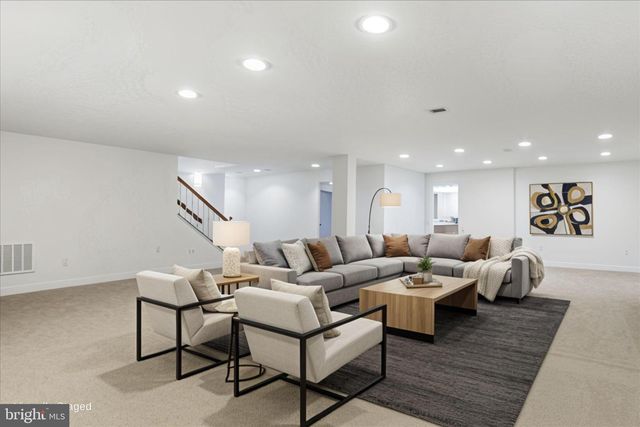 8277 ROXBOROUGH LOOP, Gainesville, VA 20155